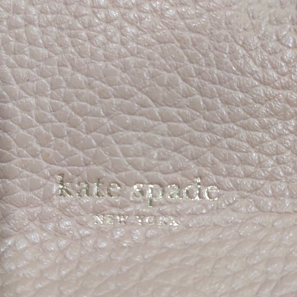 Kate Spade Pink Pebble Leather Crossbody Bag with Gold-tone link Chain Strap - Picture 4 of 16